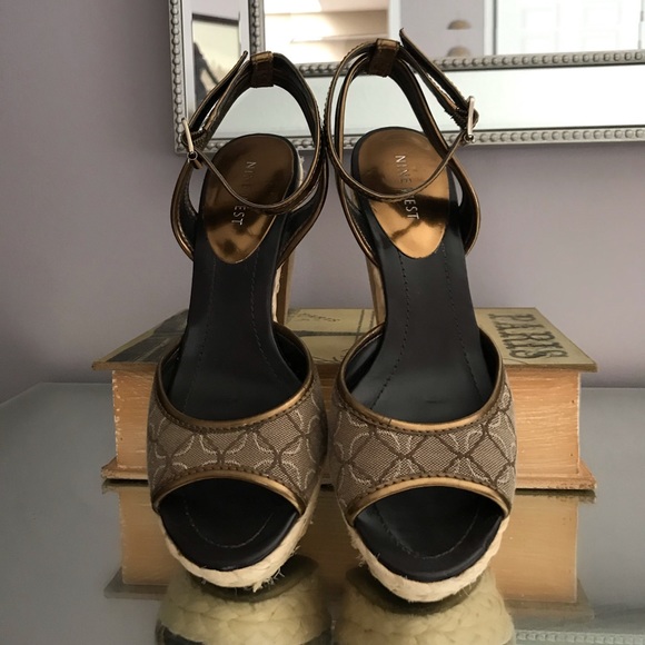 Nine West wooden Pumps - Picture 3 of 3